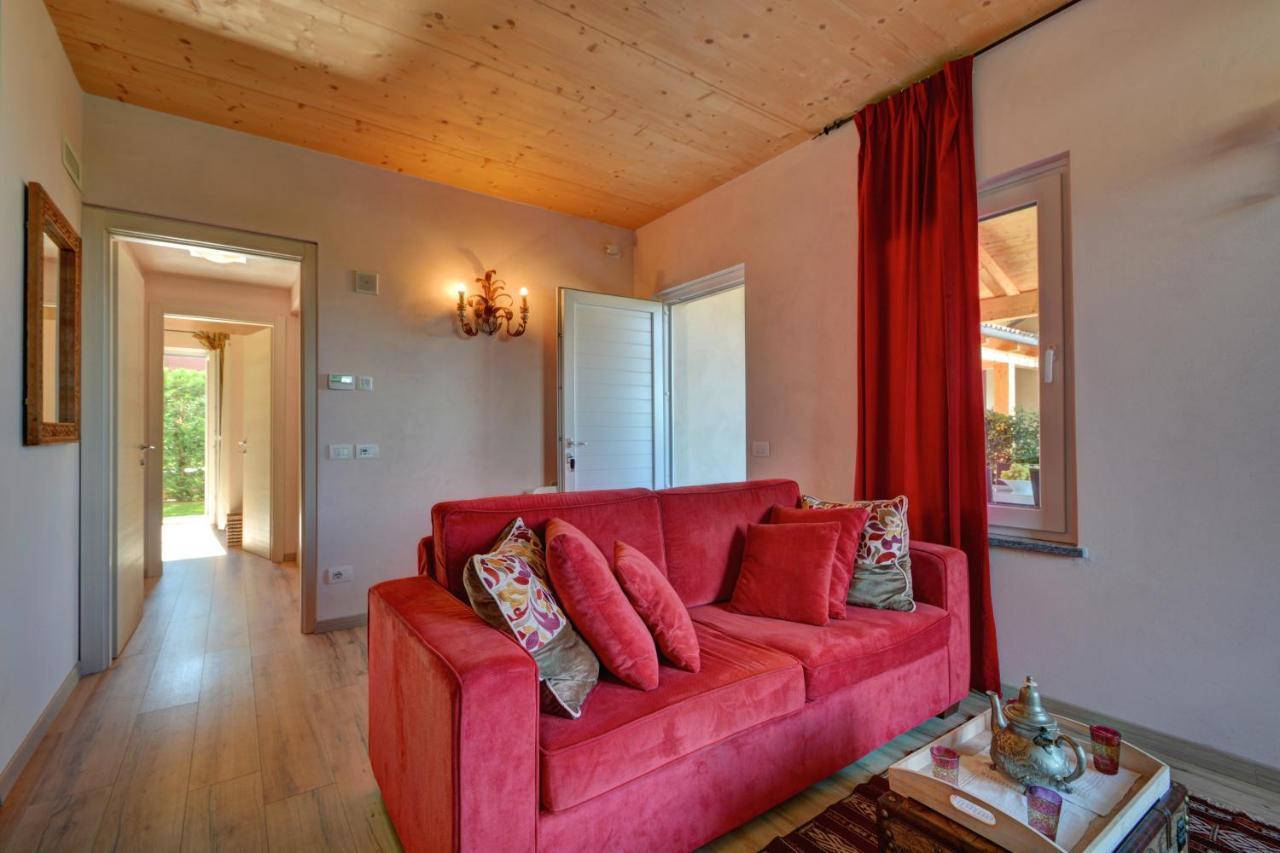 La Rosa Gialla Bio Apartments & Rooms บาโรโล ภายนอก รูปภาพ