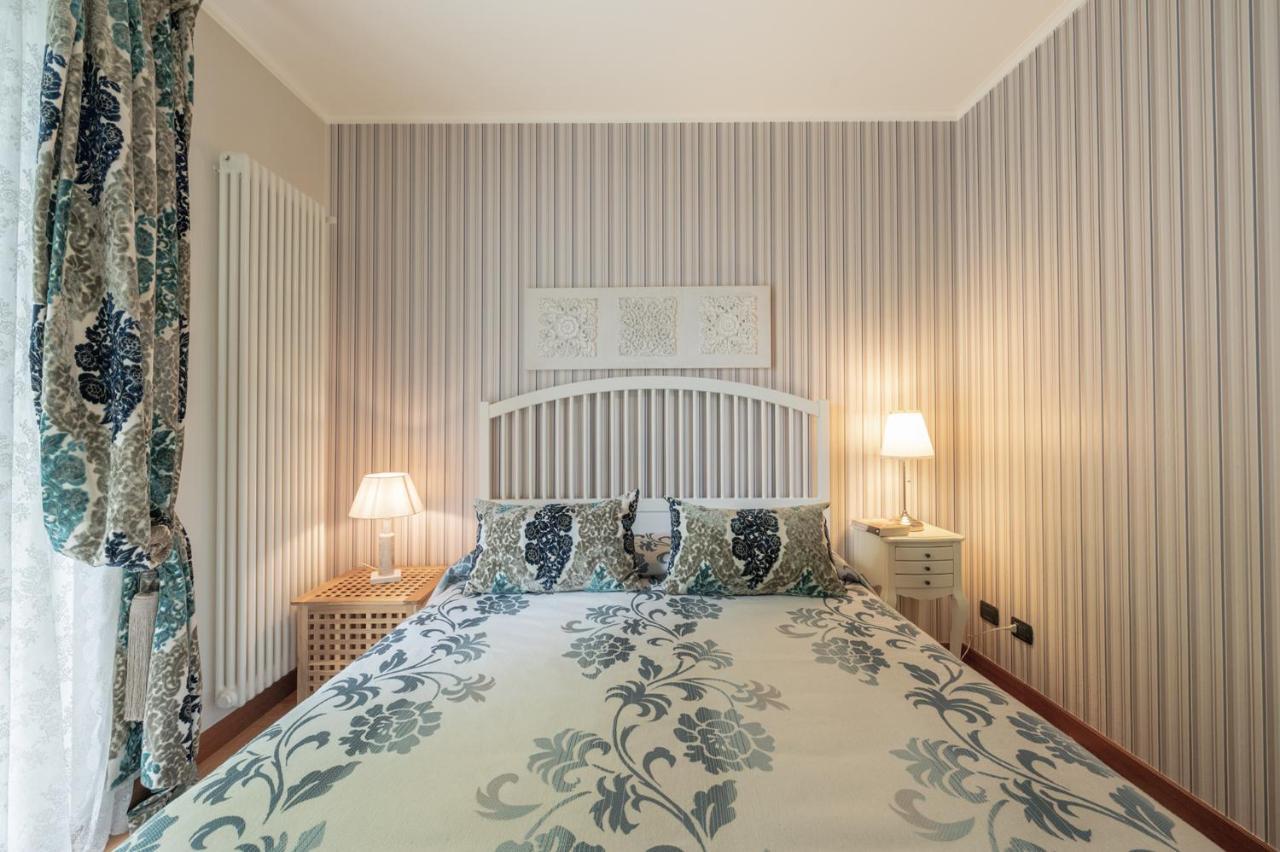 La Rosa Gialla Bio Apartments & Rooms บาโรโล ภายนอก รูปภาพ