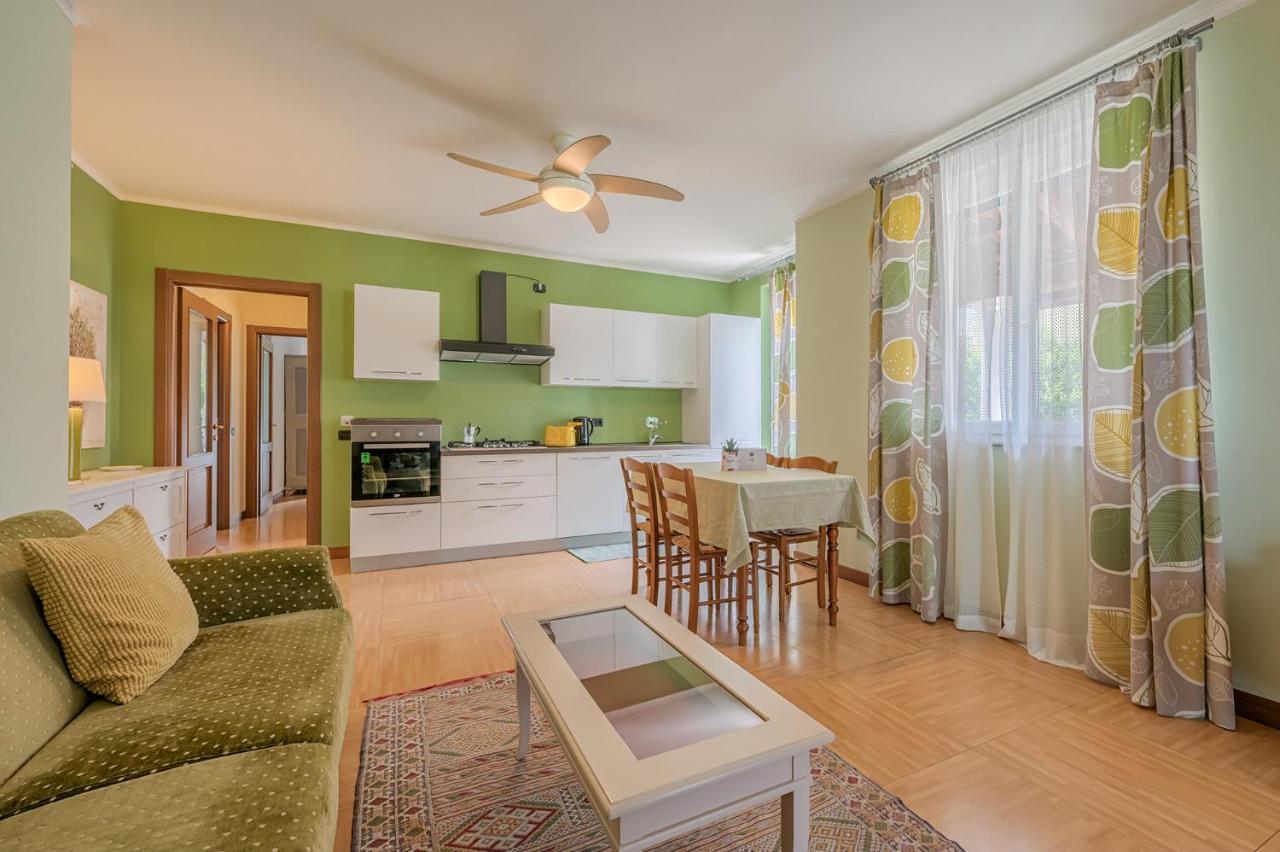 La Rosa Gialla Bio Apartments & Rooms บาโรโล ภายนอก รูปภาพ