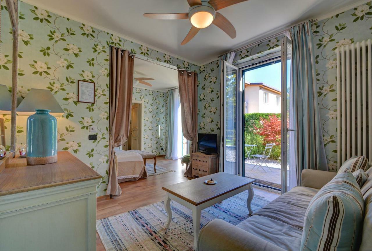 La Rosa Gialla Bio Apartments & Rooms บาโรโล ภายนอก รูปภาพ